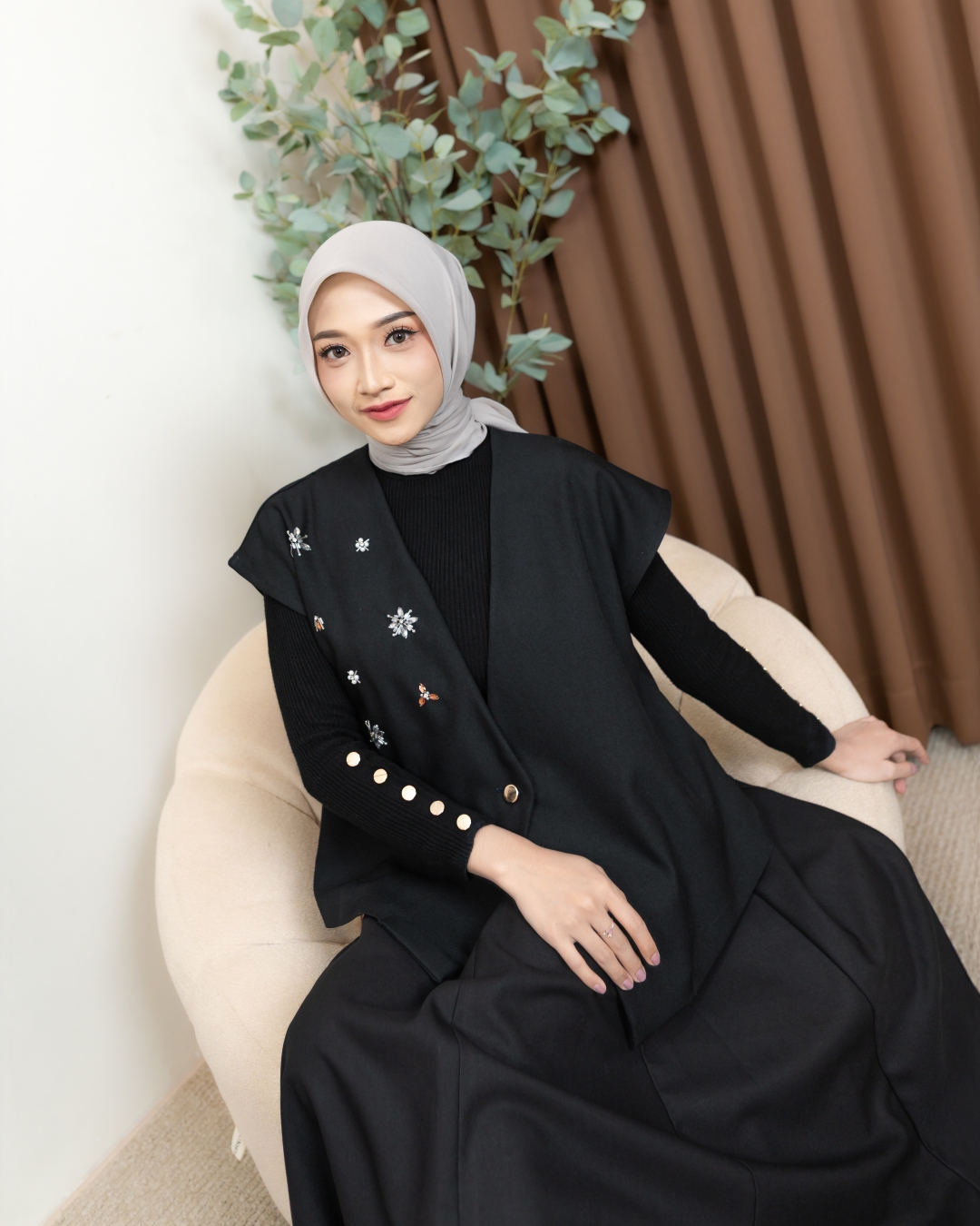 FEED 00 COVER - CRISTY VEST