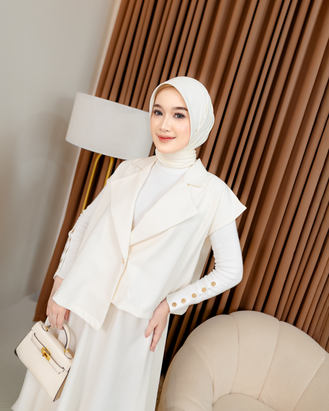 FEED 00 COVER - ODELIA VEST