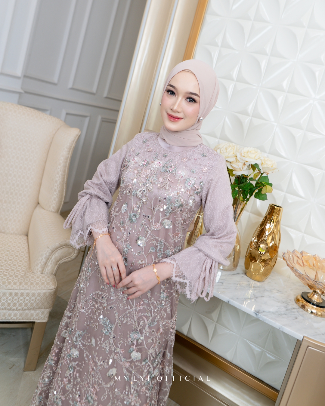 FEED 00 - COVER - MERONA SERIES - AZHYRA DRESS - LACE MINNA